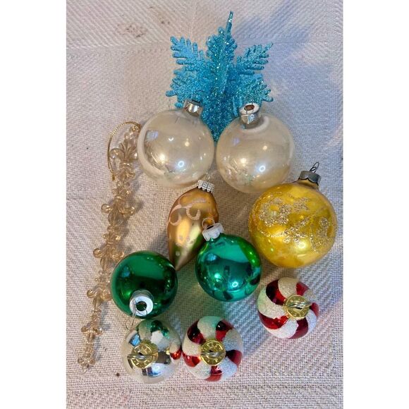 Mixed Lot of 11 Vintage Christmas Ornaments Shiny Brights & Others - Picture 2 of 11